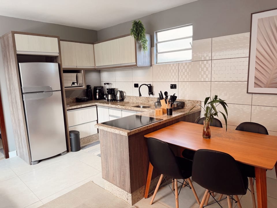 Family Studio Suite | Private kitchen