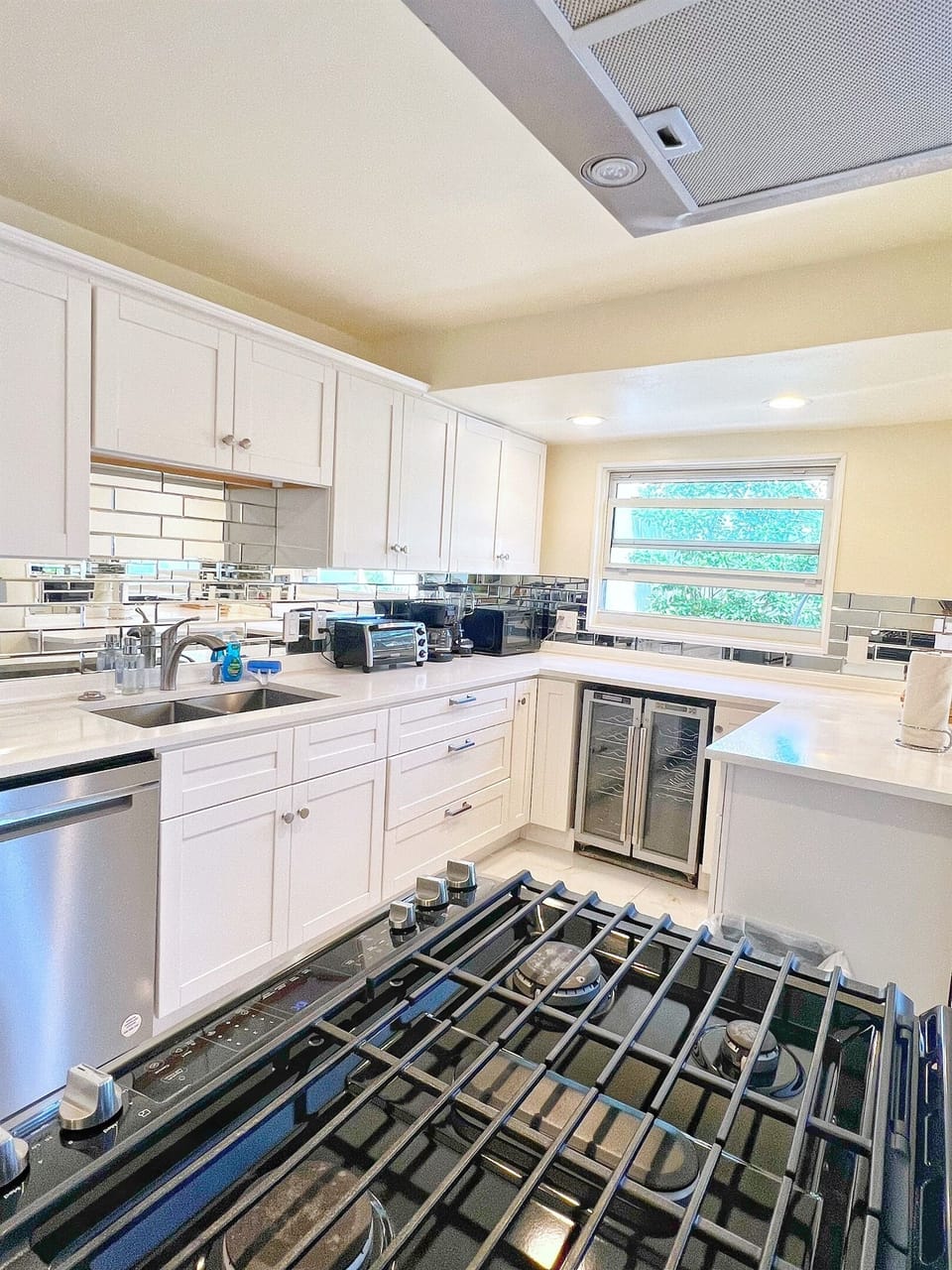 Fully stocked and designed for convenience, so you can cook or simply enjoy.