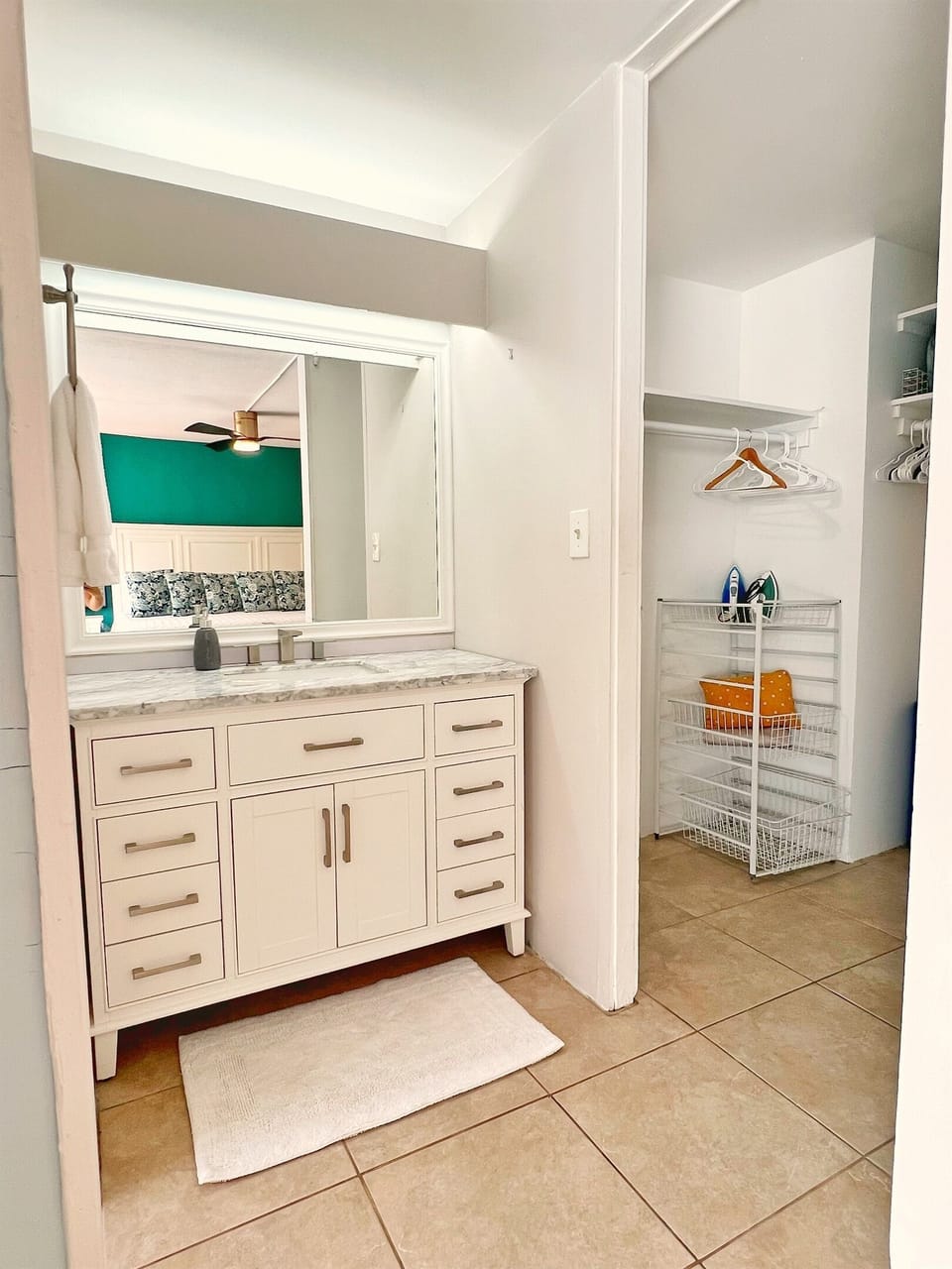 A bright and clean space to refresh before heading out on your next island adventure.