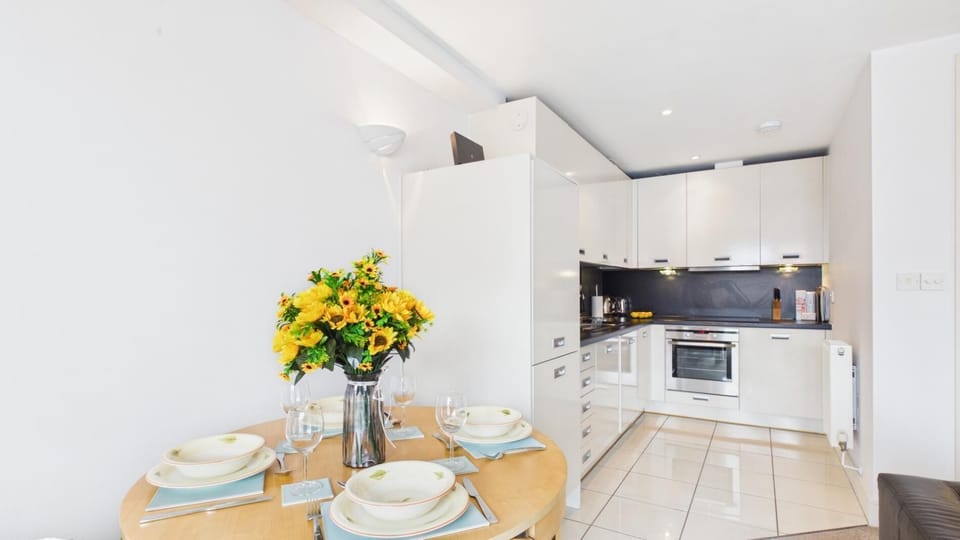 13 Rhodewood House - 2 Bedroom Apartment - Saundersfoot (28783)