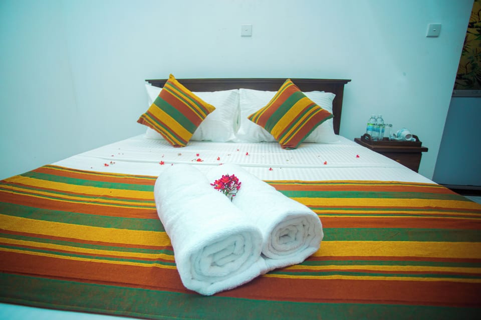 Deluxe Double Room, Non Smoking | Desk, laptop workspace, soundproofing, free WiFi