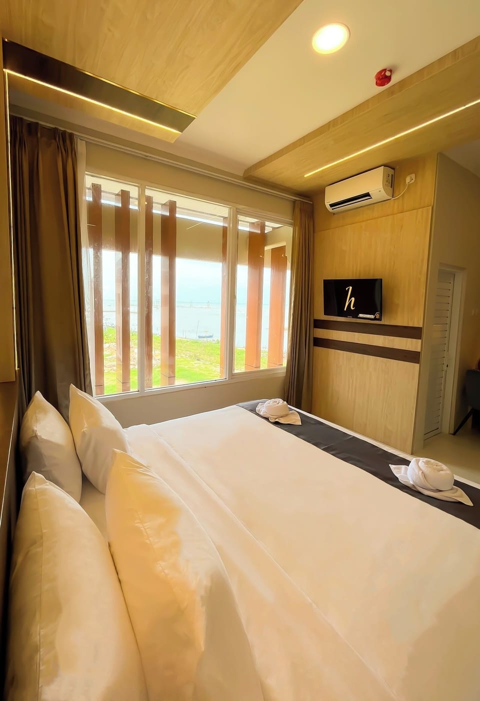 Deluxe Double Room | Desk, free WiFi