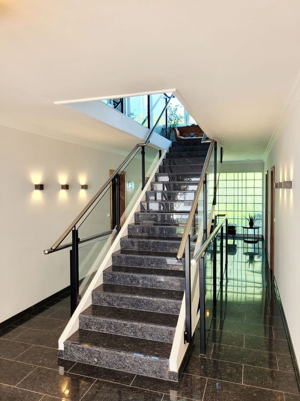 High-quality vacation apartment with sun terrace & garden view, only a few Apartment in Sierksdorf