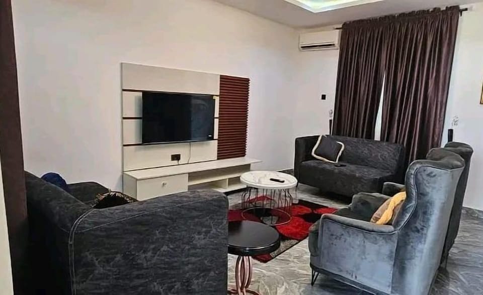 Luxury Apartment, Balcony, City View | Living area
