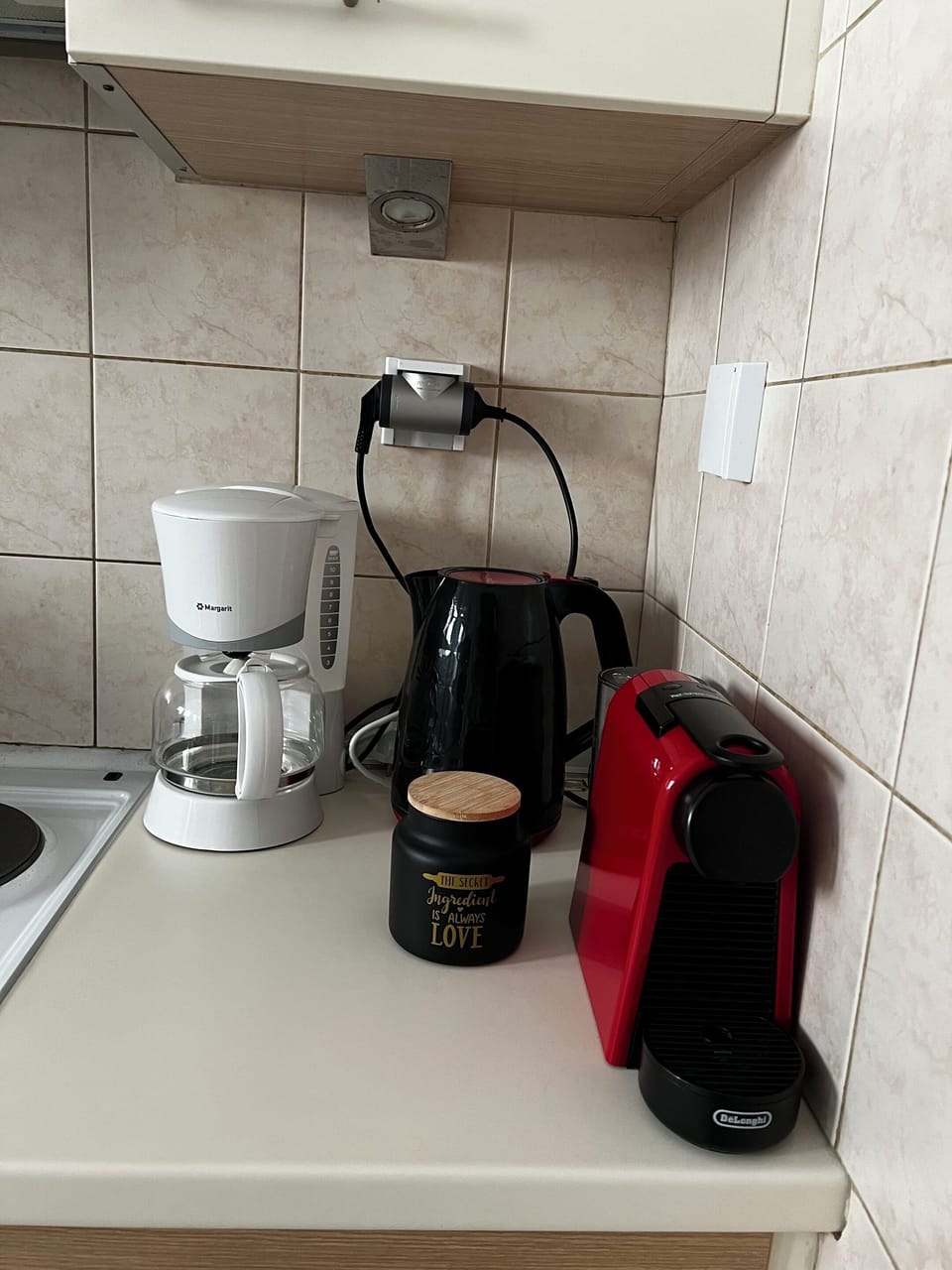 Apartment, City View | Private kitchen | Espresso maker, coffee/tea maker, electric kettle
