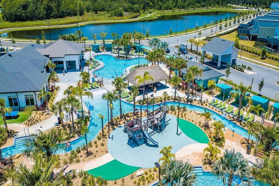 Hideaway Club, features a resort-style pool, two waterslides, a lazy river, and a kids' splash park.