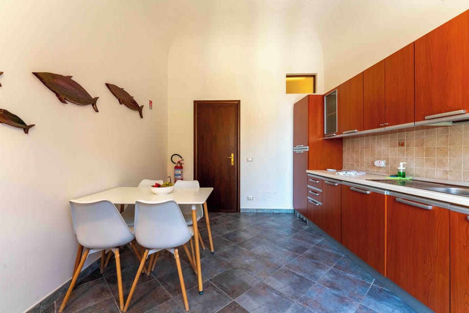 Apartment, Balcony, Partial Sea View | Dining room