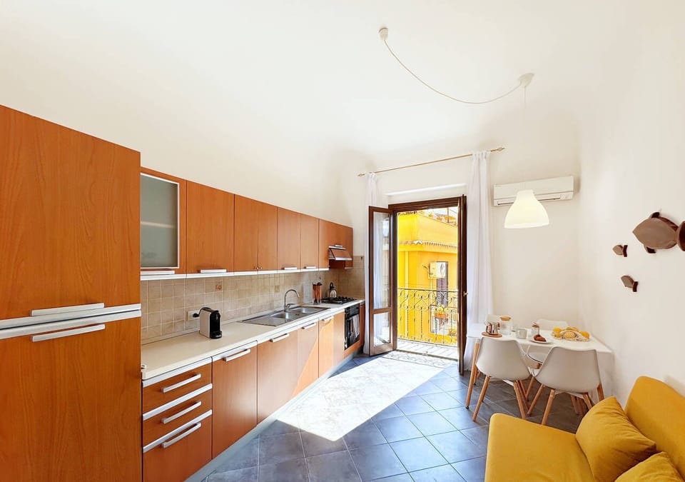 Apartment, Balcony, Partial Sea View | Private kitchen