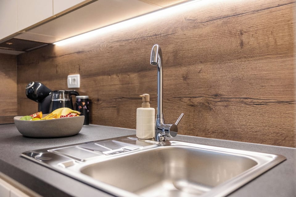 Superior Apartment, 1 Bedroom, Courtyard View | Private kitchen | Full-size fridge, microwave, oven, stovetop