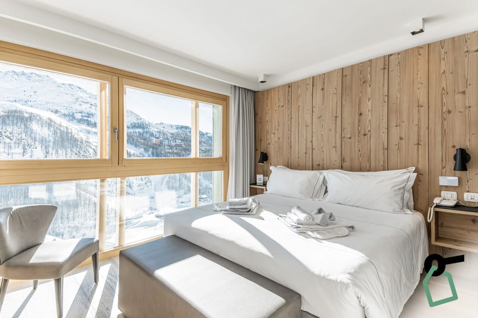 Comfort Double or Twin Room | Desk, free WiFi