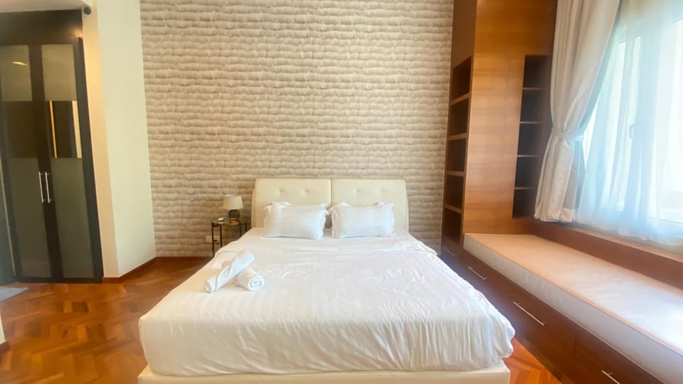 Deluxe Apartment, 1 Bedroom, Pool View | 1 bedroom, free WiFi, bed sheets