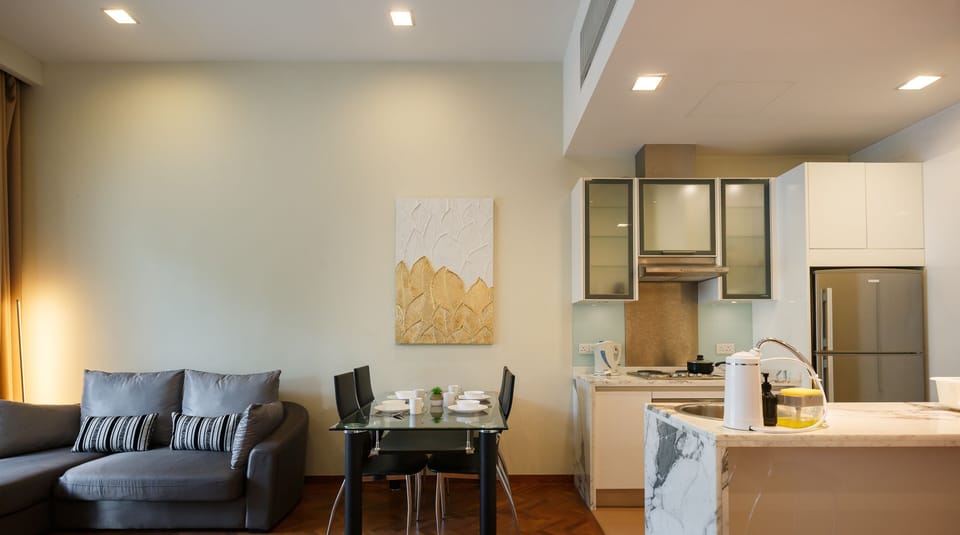 Deluxe Apartment, 1 Bedroom, Pool View | Living area