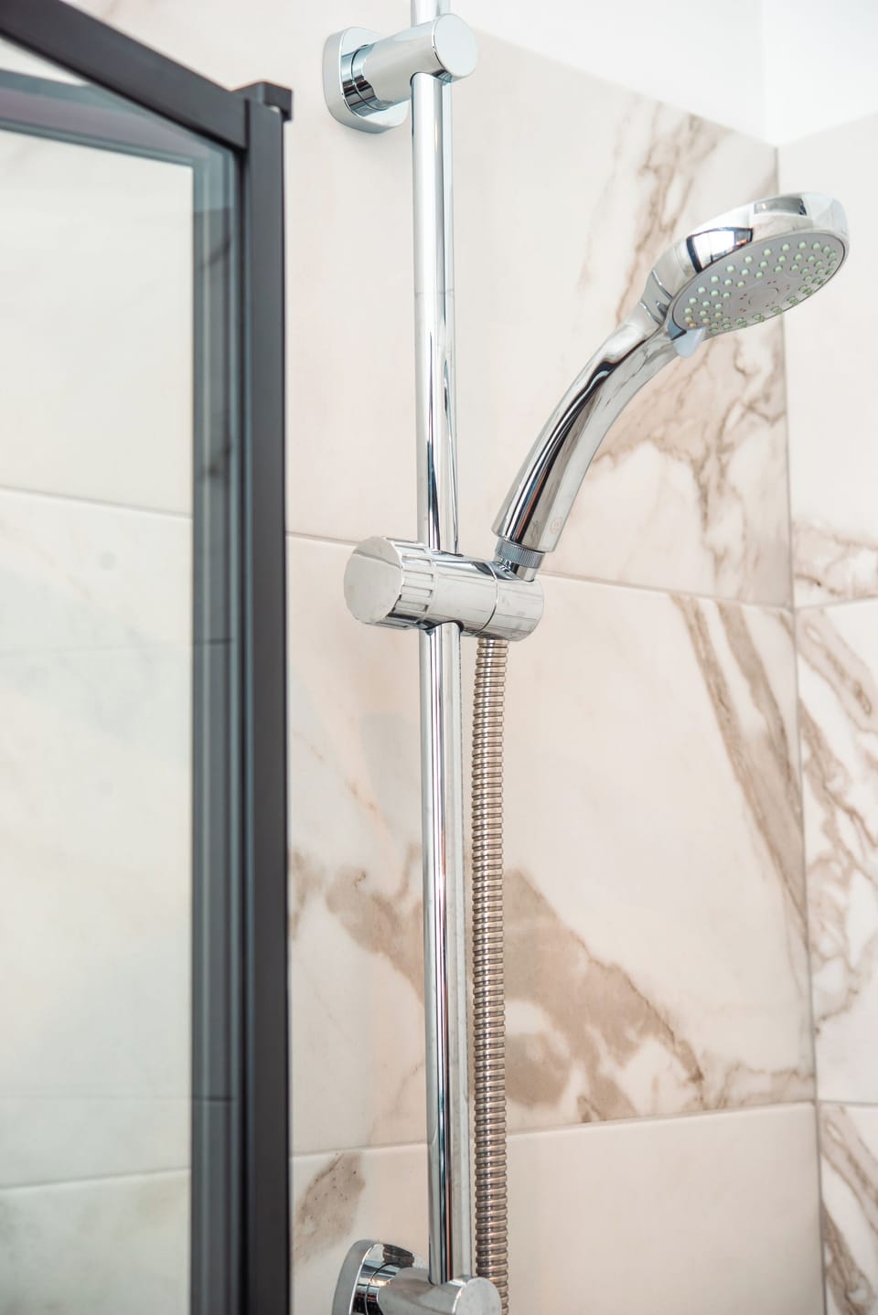 Double Room, Ensuite | Bathroom | Shower, hair dryer, towels