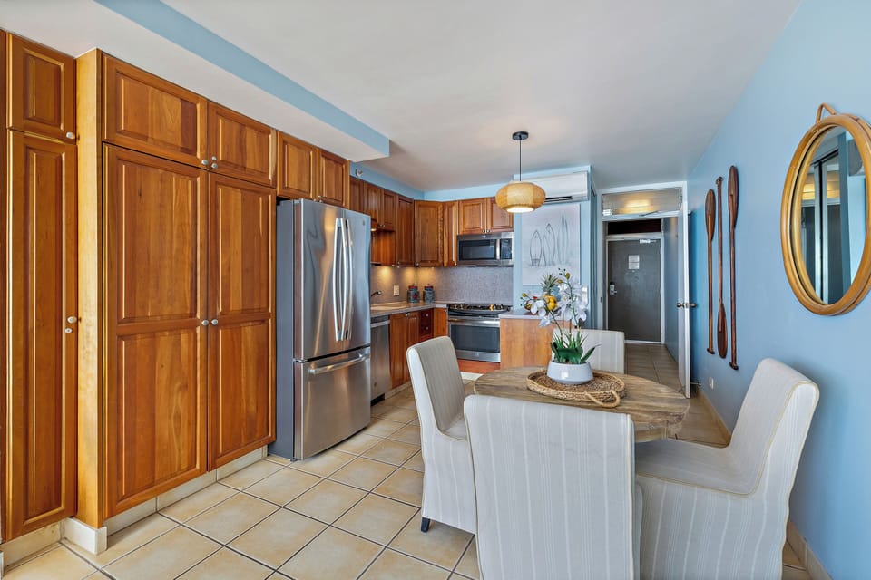 Enjoy a home cooked meal, with a view!