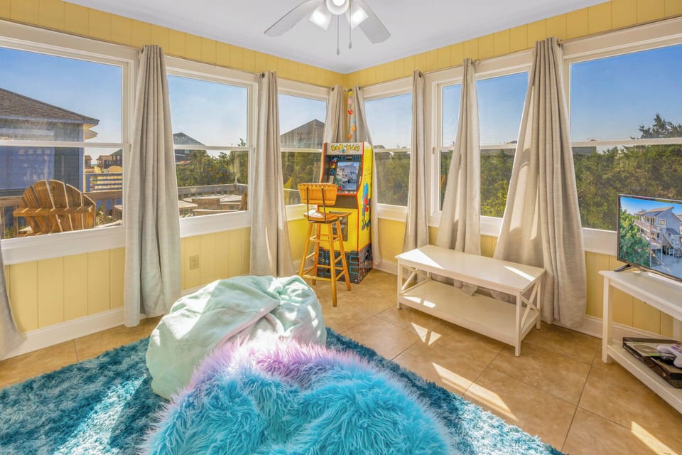 Surf or Sound Realty - 1216 - Seaglasses - Game Room -2
