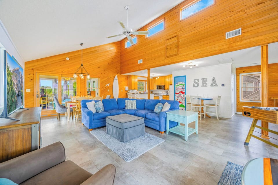 Surf or Sound Realty - 1216 - Seaglasses - Great Room -6