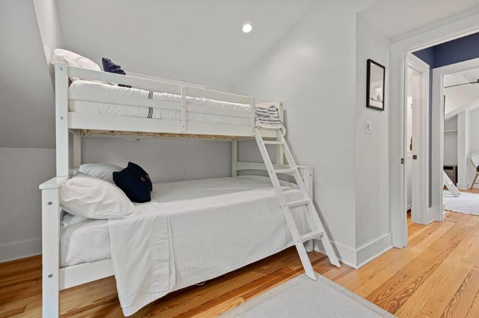 Bedroom #4 Twin Over Queen