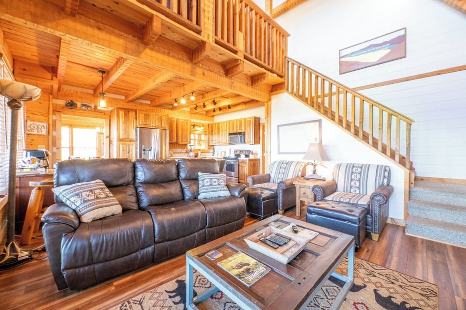 Lamp Post Lodge's cozy living area