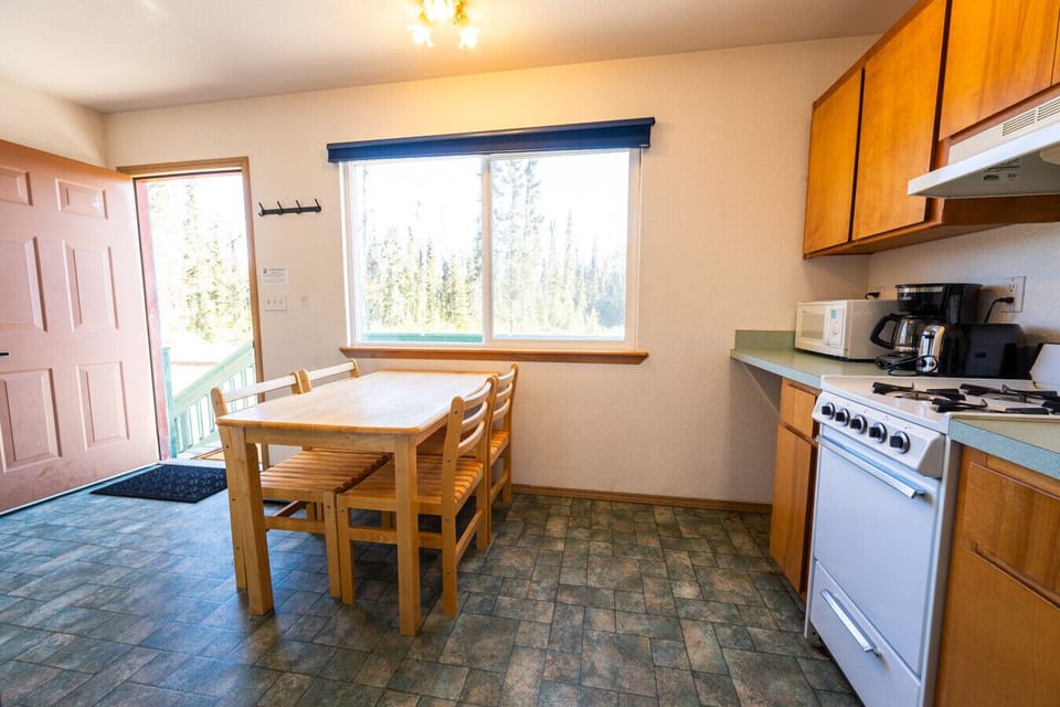 Kitchen and dining area