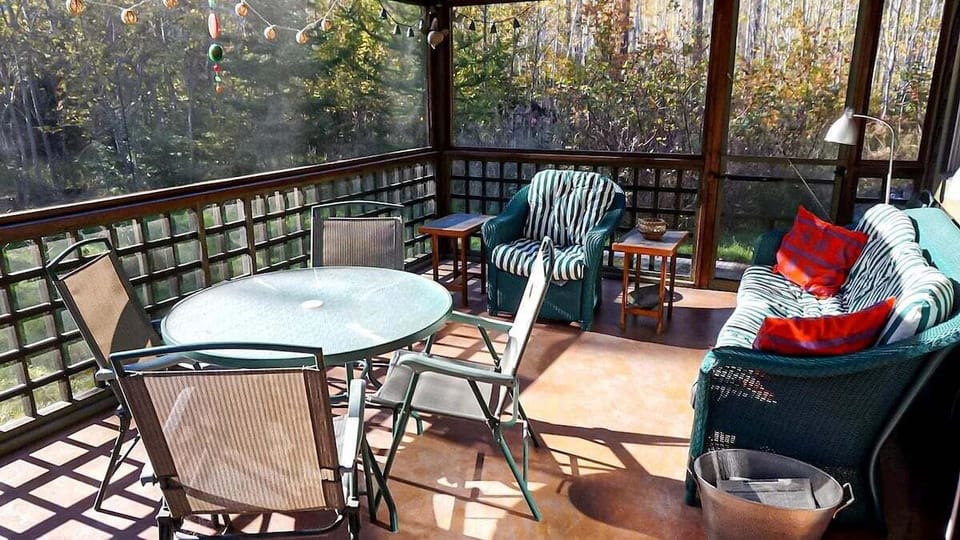 Screened Porch