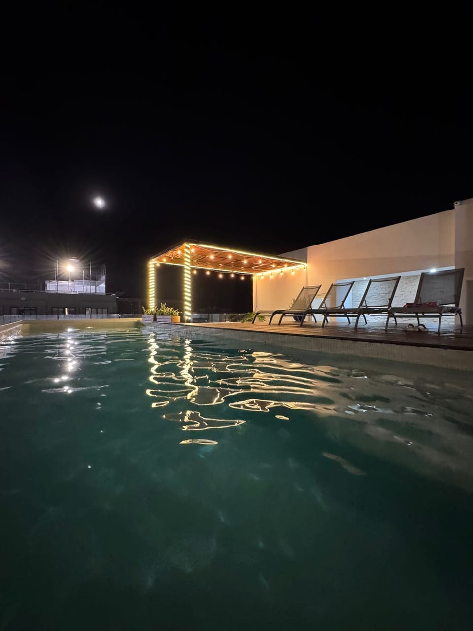 Alberca noche