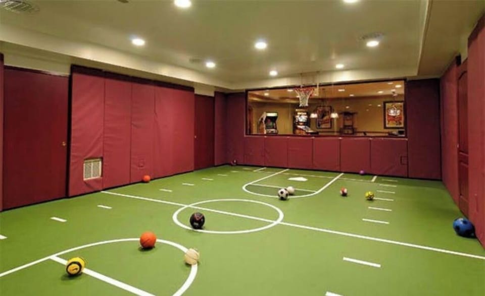Sport court