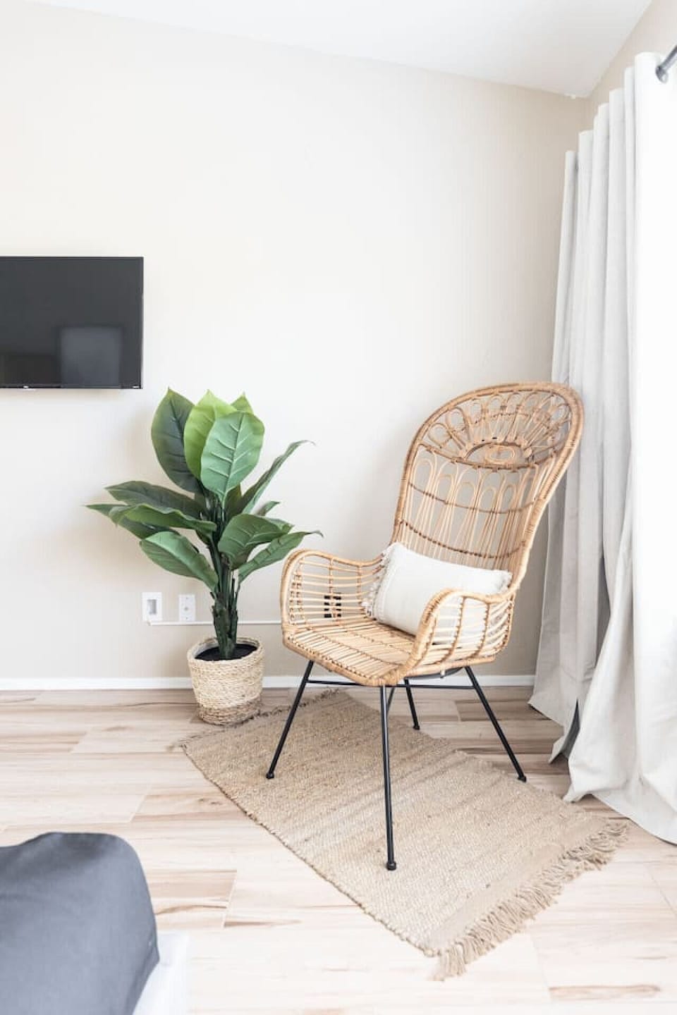 Beautiful primary bedroom with comfy King size bed, TV,  ensuite bathroom and walk-in closet.