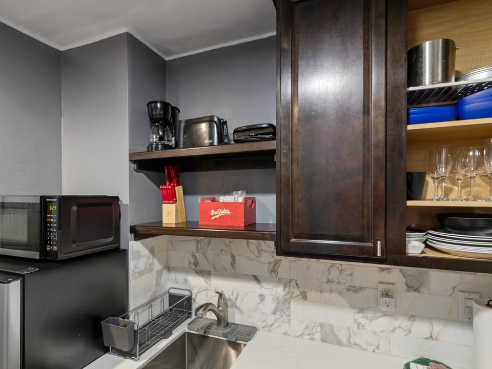Kitchenette