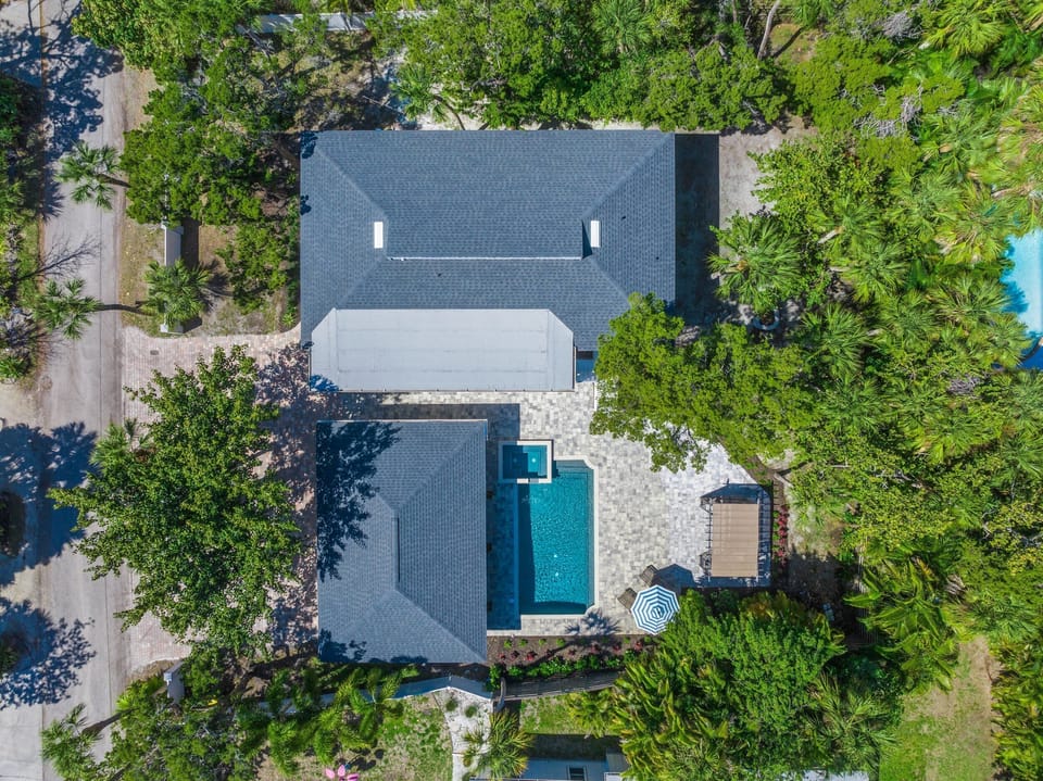 Direct overhead aerial view.