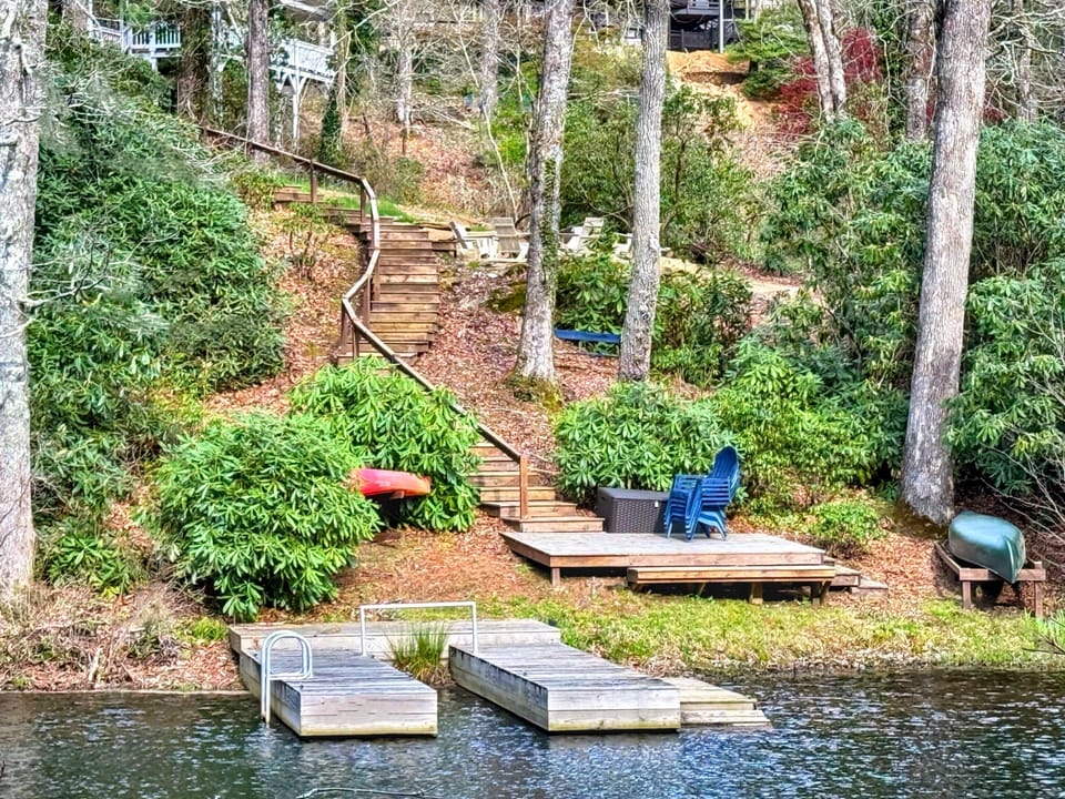 Private dock, swim, canoe, kayak, Relax!