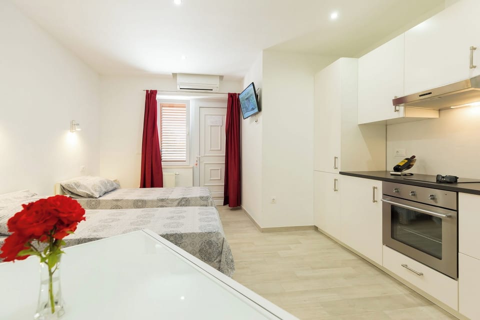 Konavle Apartments Zlatovisce 3 Apartment in Dubrovnik-Neretva County