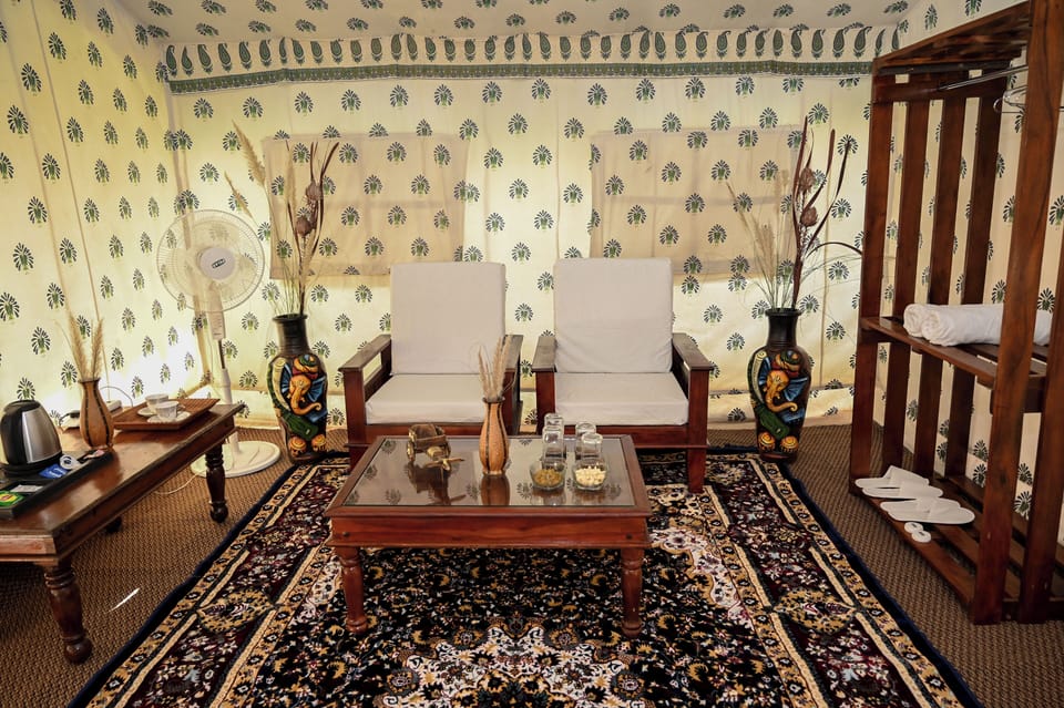 Luxury Tent, River View | 20 bedrooms