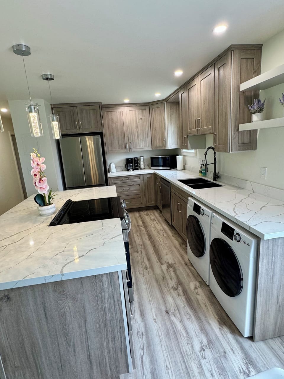 "The condo was beautifully remodeled and had a fully stocked kitchen" Jun '25
