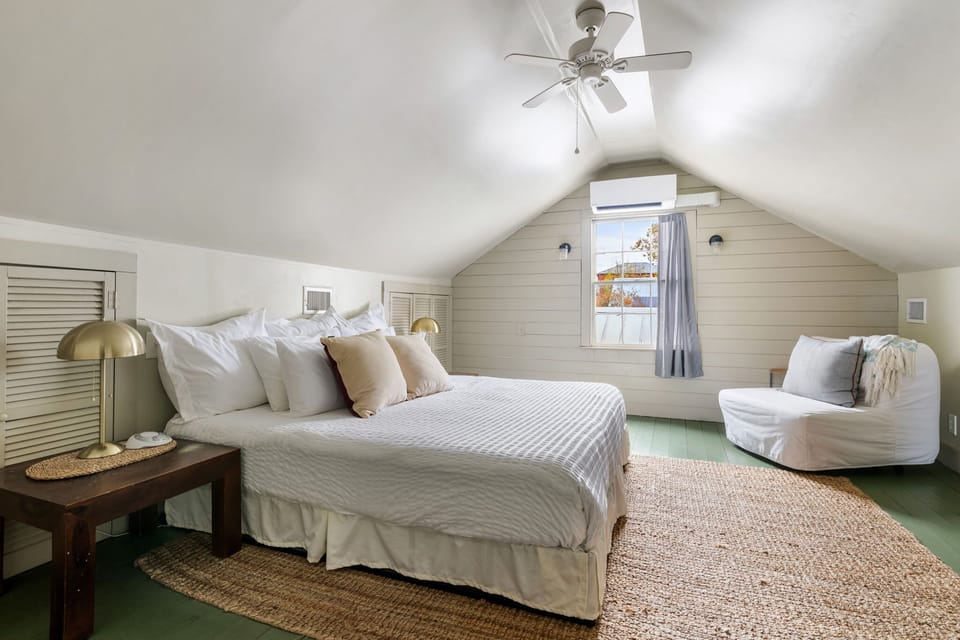 You don’t just rest here — you retreat.