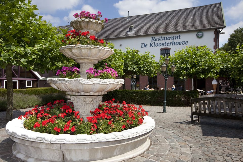 Facilities of the park & surroundings, holiday park, surroundings