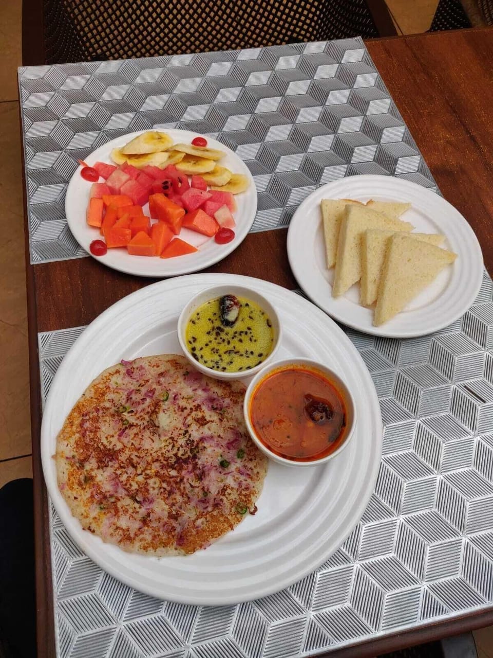 Daily full breakfast for a fee