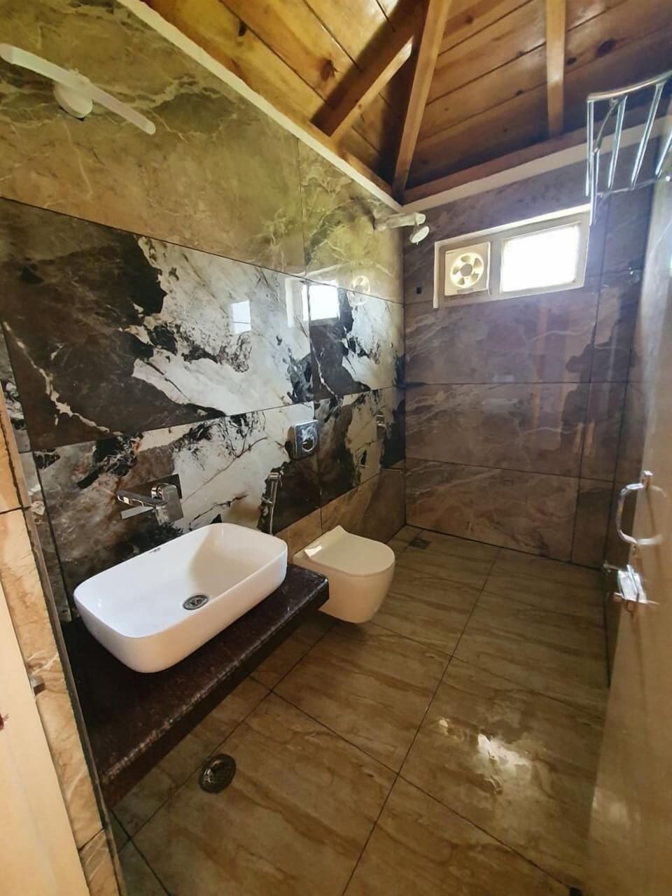 Cottage | Bathroom