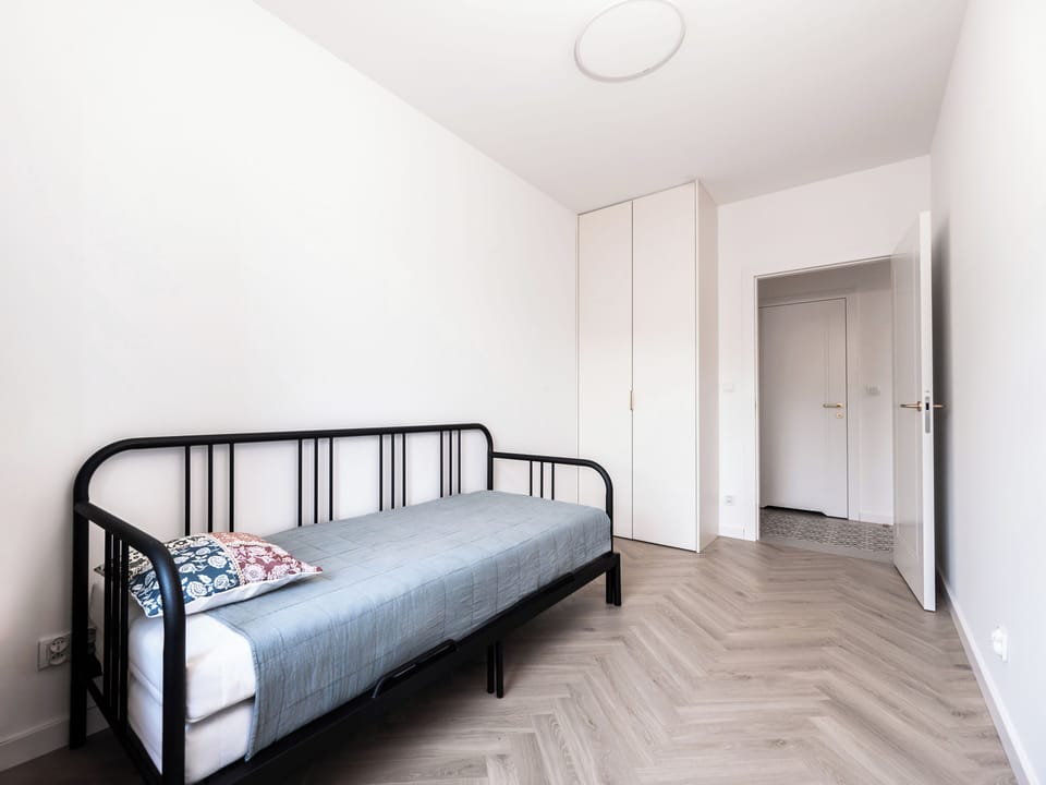 Apartment, Balcony | 2 bedrooms, iron/ironing board, free WiFi