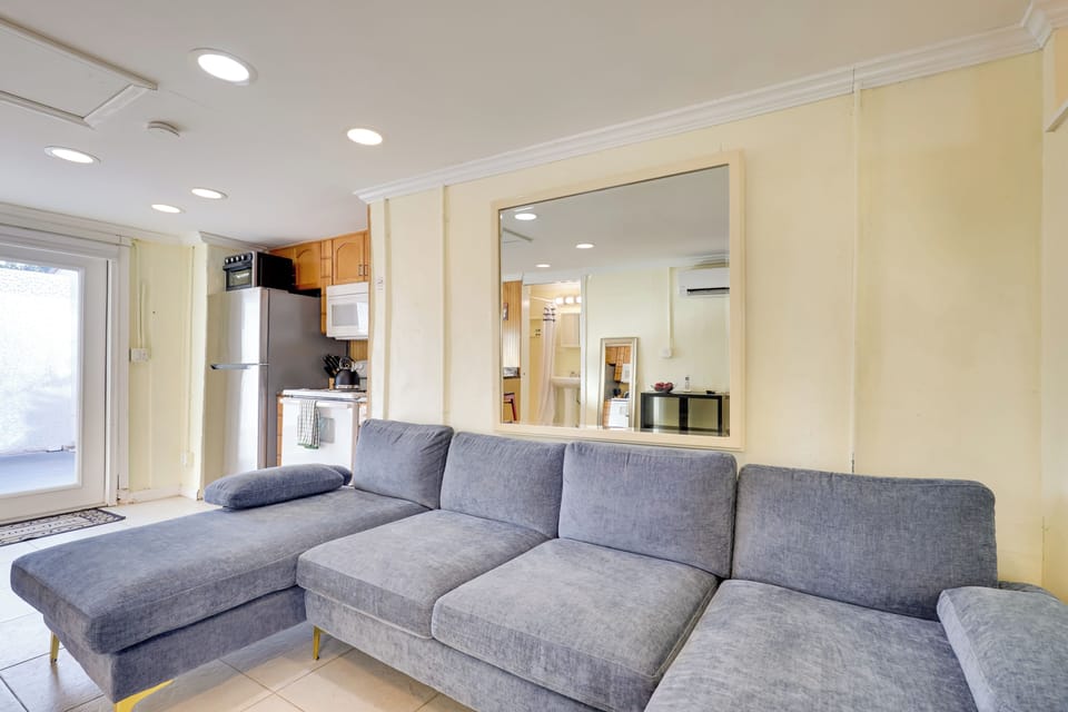 Apartment (0 Bedroom) | Interior