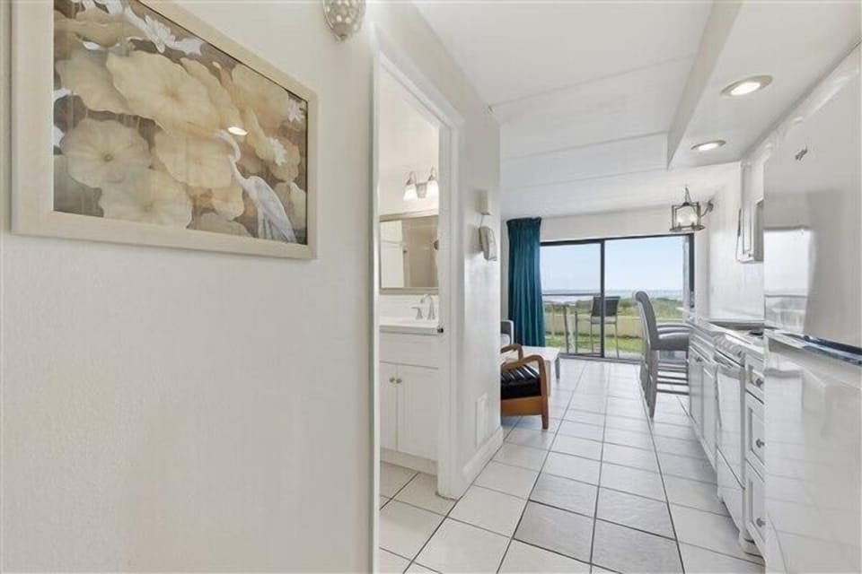 Condo 115
