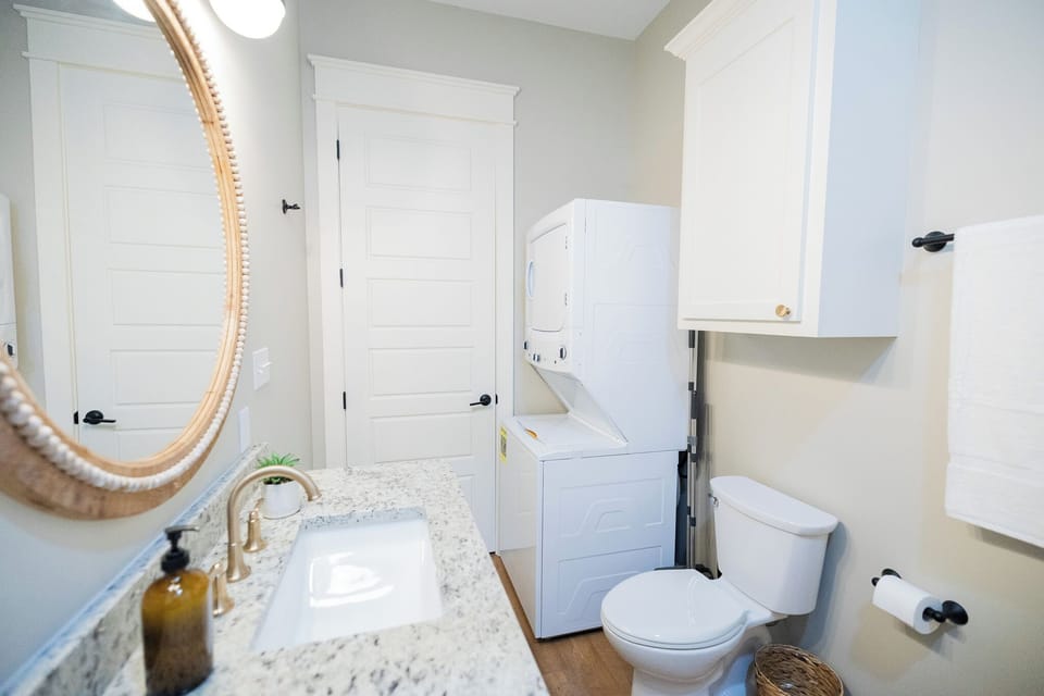 - Breeze through your routine with a bright space that’s both fresh and functional - Toss in a load while you relax, your own in unit washer and dryer make it easy - Natural tones, warm lighting, and thoughtful touches keep things feeling homey