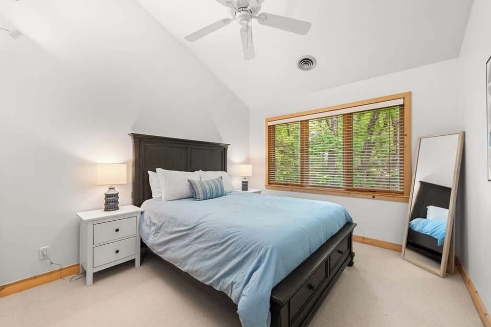 Bedroom 2 is on the upper level & has a queen-size bed.