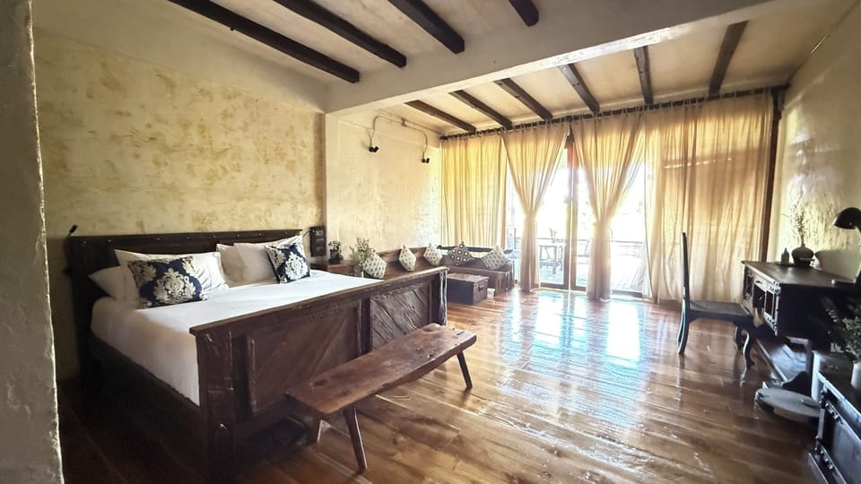 Deluxe River view | Minibar, in-room safe, individually decorated, individually furnished