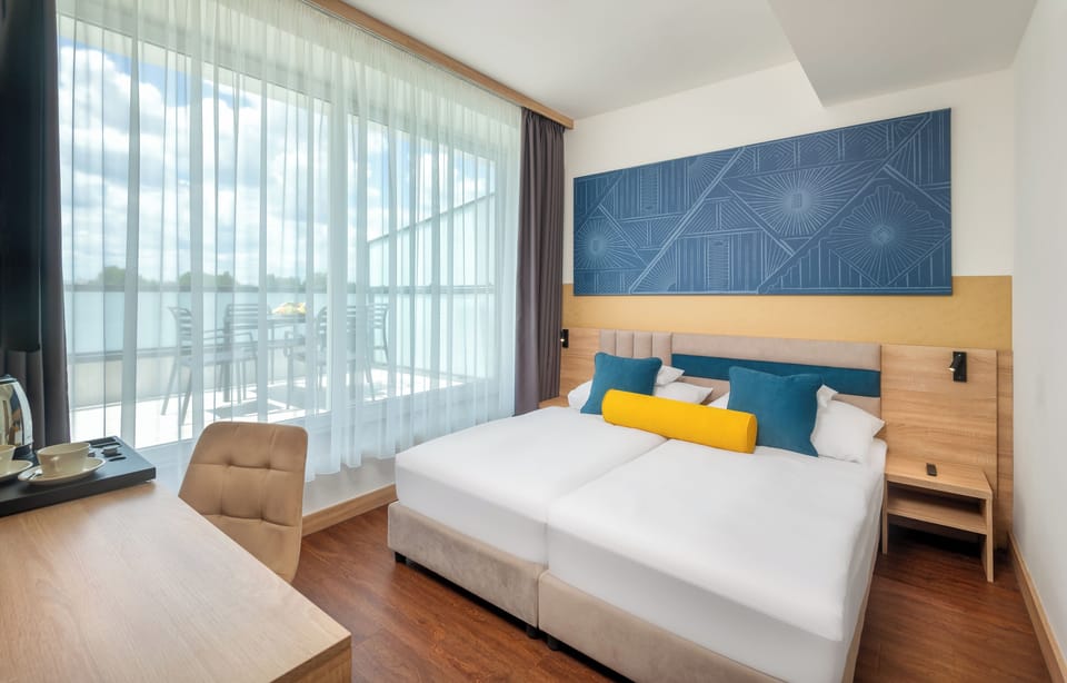 Apartment | Minibar, in-room safe, desk, laptop workspace