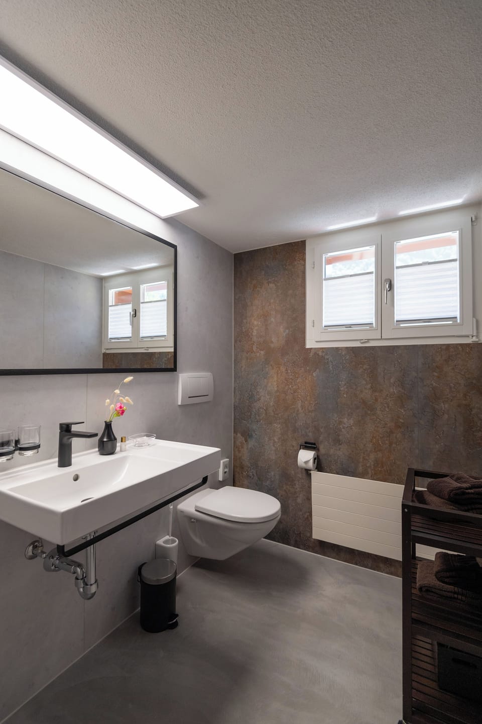 Family Condo, Balcony, Mountain View | Bathroom | Shower, hair dryer, towels, shampoo