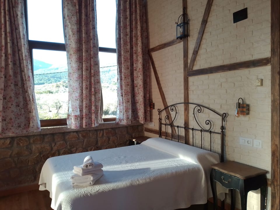 Double Room, Garden View | Premium bedding, Select Comfort beds, in-room safe