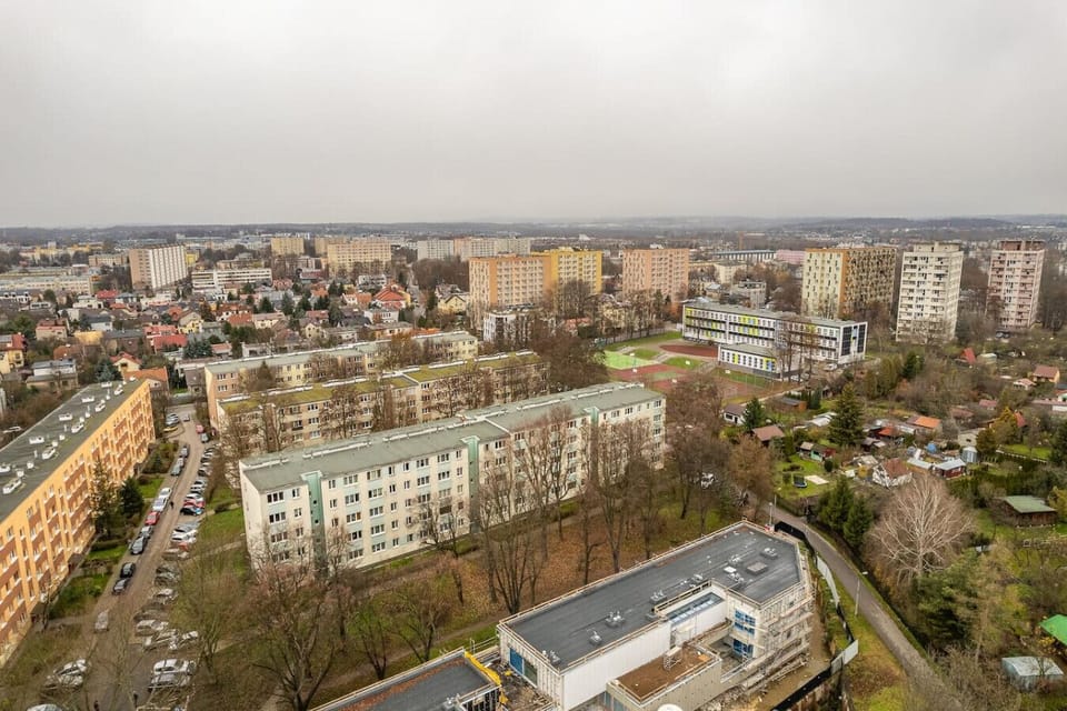 Neighboorhood, View | Book Now with RENTUJEMY.COM