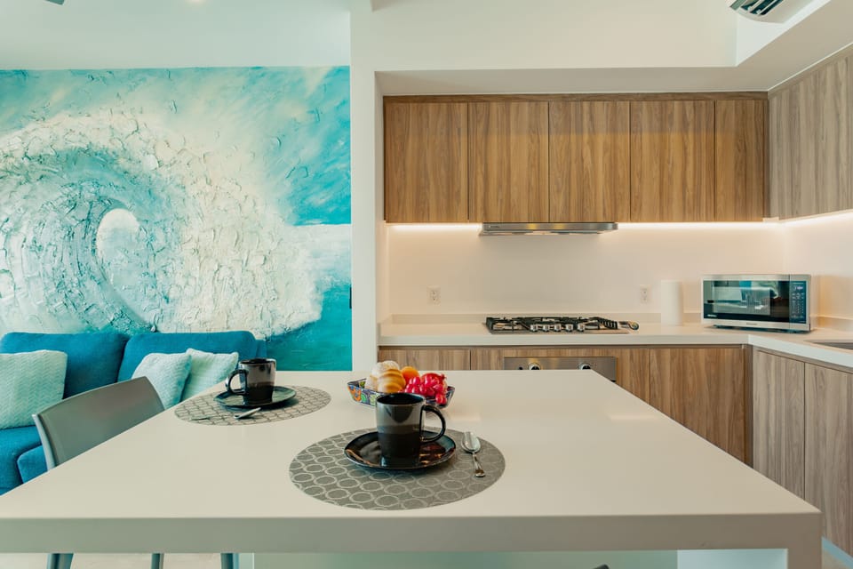 Condo - Image 13