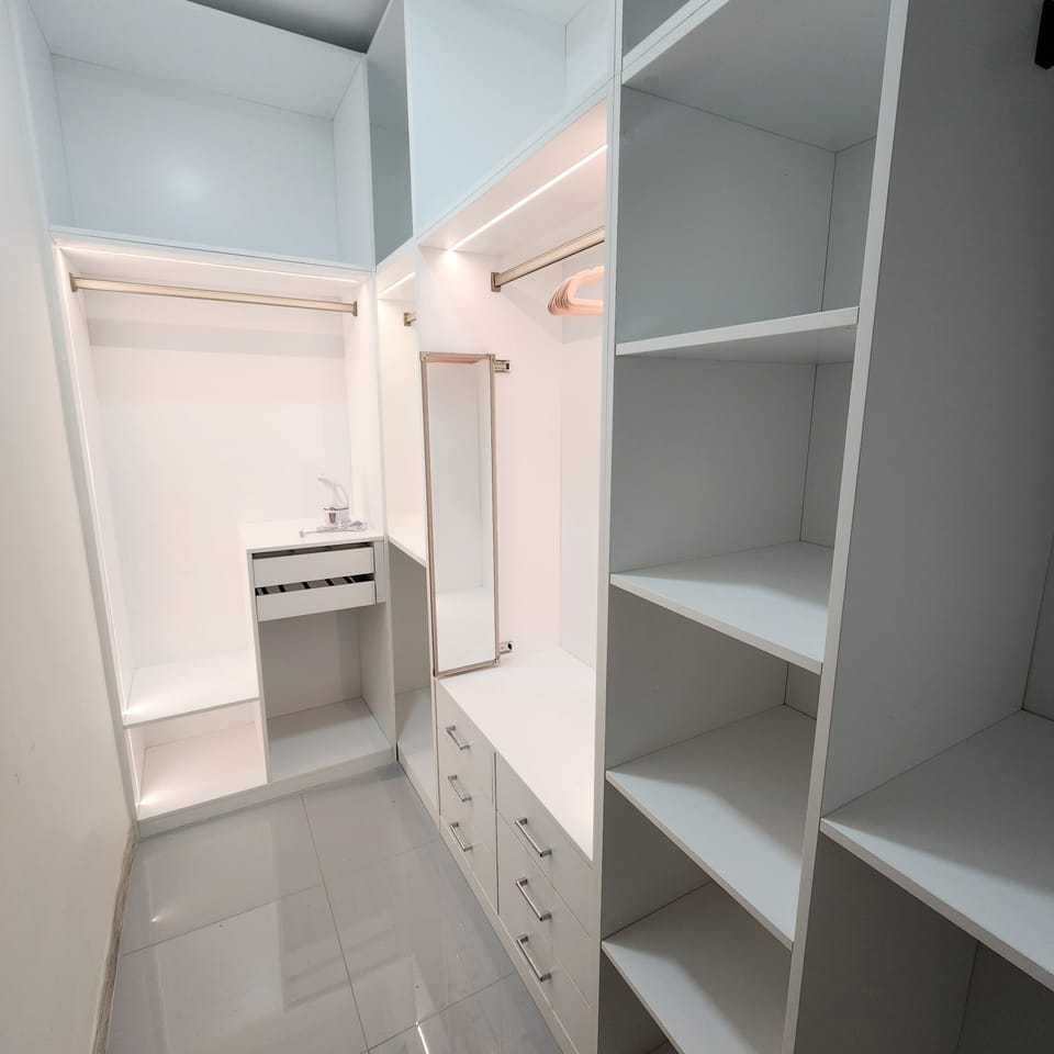 Walk in Closet