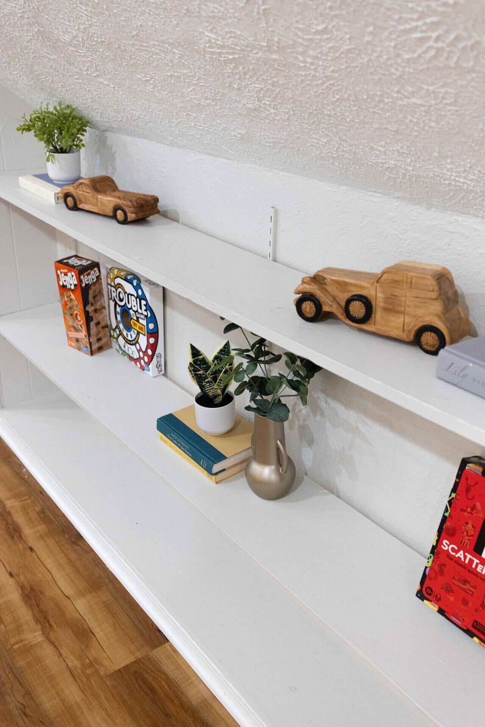 Fun board games, cute decor, and thoughtful touches! Perfect for relaxing evenings or a little friendly competition.